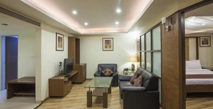 Treebo Trend Cambay Sapphire Ahmedabad Extérieur photo